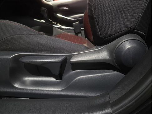 Certified 2024 Toyota Corolla SE image 18