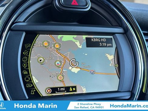 Used 2015 MINI Cooper 4-Door Hardtop image 24