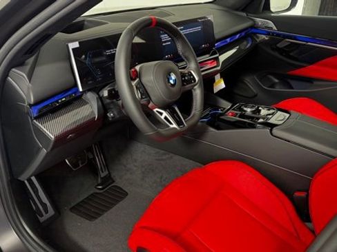 New 2026 BMW M5 Touring image 10