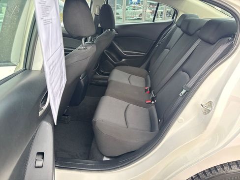 Used 2015 MAZDA MAZDA3 i Sport image 28