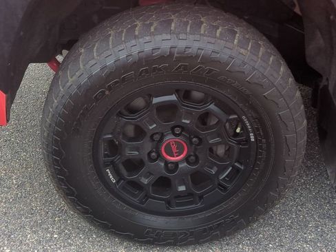 Used 2022 Toyota Tundra TRD Pro AWD/4WD image 10