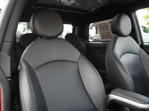 Used 2009 MINI Cooper John Cooper Works FWD image 36
