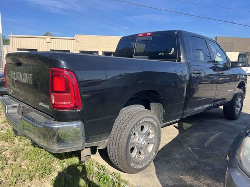 Used 2025 RAM 3500 Big Horn AWD/4WD image 4