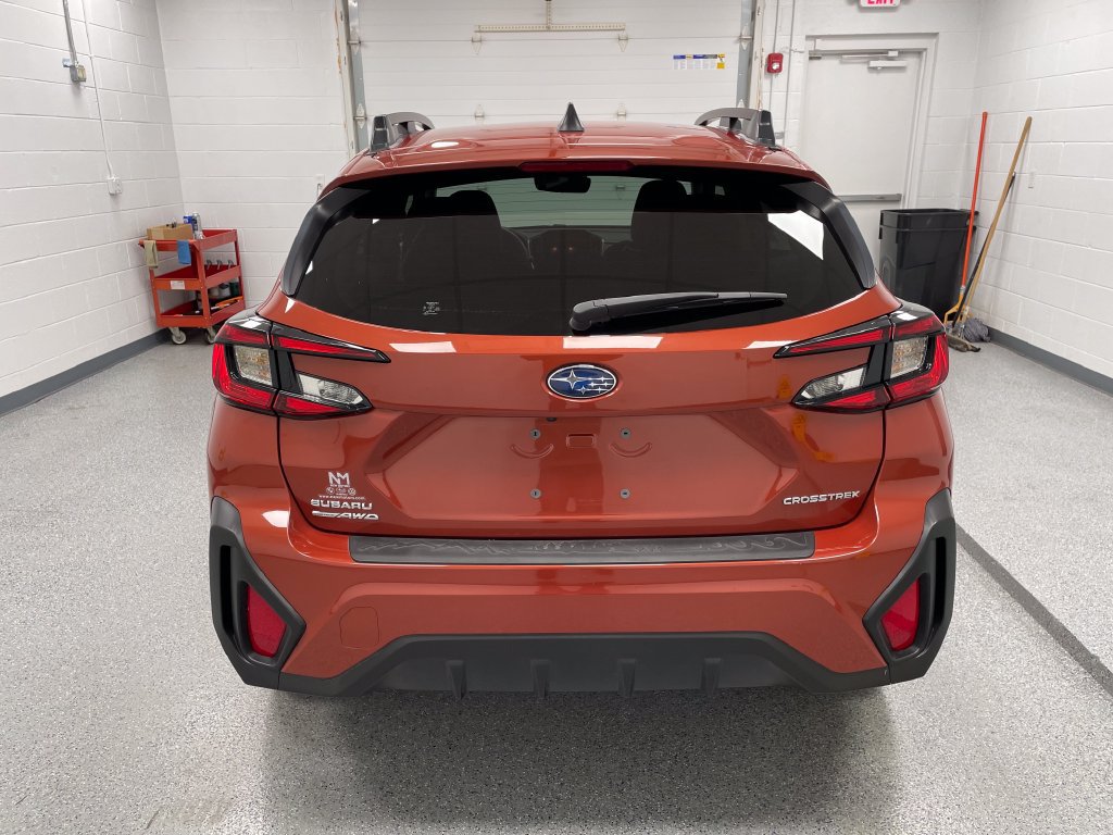 Used 2025 Subaru Crosstrek 2.5i Premium AWD/4WD image 11