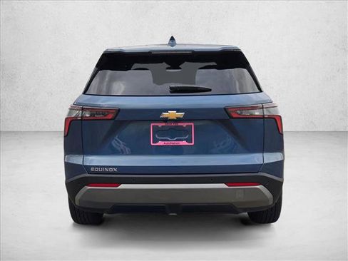 New 2026 Chevrolet Equinox LT w/ LPO, Floor Liner Package image 8