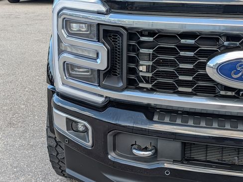 Certified 2024 Ford F450 Limited w/ FX4 Off-Road Package AWD/4WD image 9