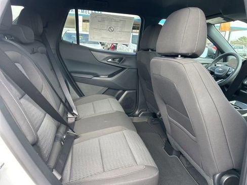 New 2026 Chevrolet Equinox LT w/ LPO, Floor Liner Package image 30