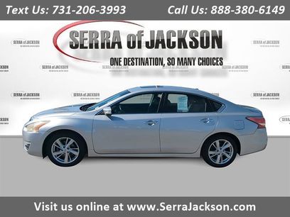 Used 2014 Nissan Altima 2.5 SL w/ Moonroof Package