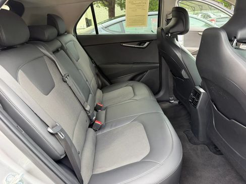 Used 2023 Kia Niro Wind FWD image 19