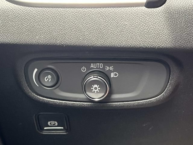 Used 2019 GMC Terrain SLE w/ Driver Convenience Package FWD image 26