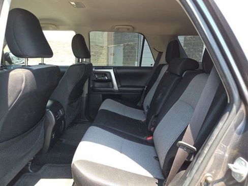 Used 2015 Toyota 4Runner SR5 AWD/4WD image 14
