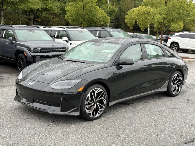 Used 2023 Hyundai Ioniq 6 SEL w/ Cargo Package RWD image 3
