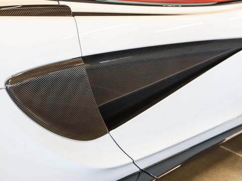 Used 2016 McLaren 570S Coupe RWD image 15