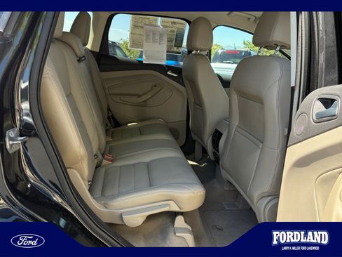 Used 2014 Ford Escape Titanium AWD/4WD image 18