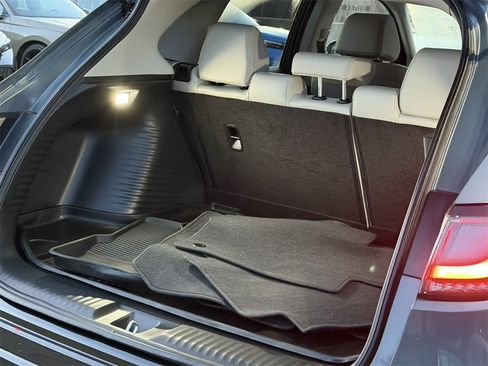 Used 2024 Honda HR-V EX-L image 9