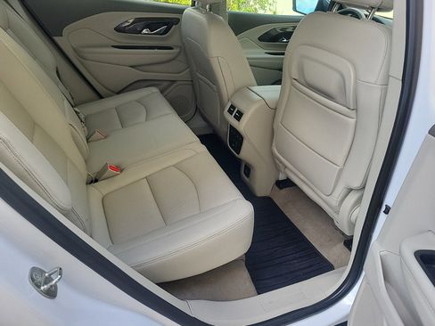 Used 2020 GMC Terrain Denali w/ Denali Premium Package image 12