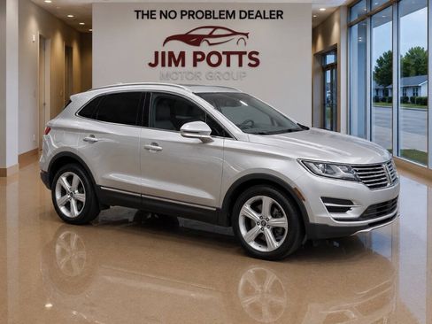 Used 2016 Lincoln MKC Premiere FWD image 2