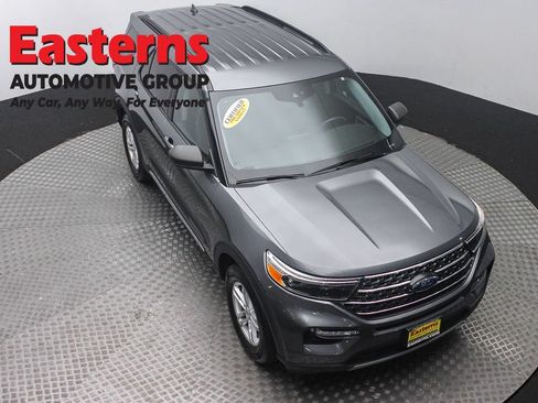 Used 2023 Ford Explorer XLT w/ Equipment Group 202A AWD/4WD image 3