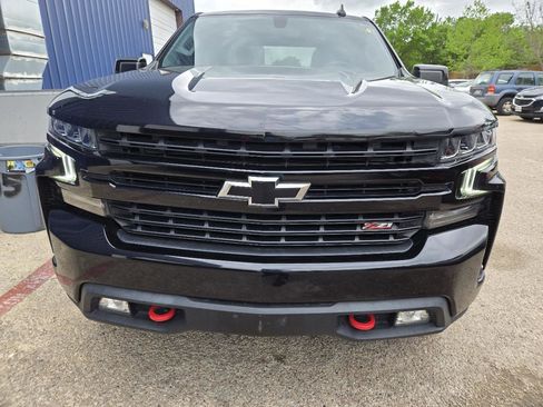 Used 2022 Chevrolet Silverado 1500 LT Trail Boss image 2