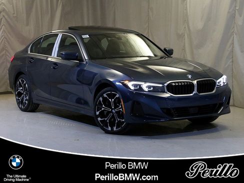 Used 2025 BMW 330i xDrive Sedan w/ Premium Package image 1