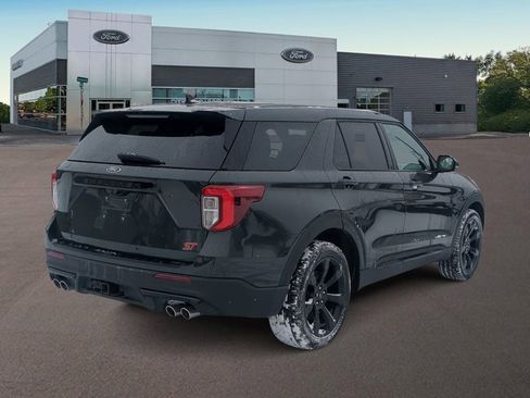 Used 2022 Ford Explorer ST w/ Equipment Group 401A image 11