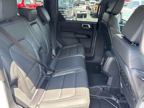 New 2026 Ford Bronco Big Bend w/ Black Diamond Package AWD/4WD image 13
