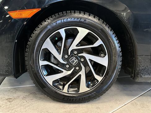 Used 2018 Honda Civic LX-P image 25