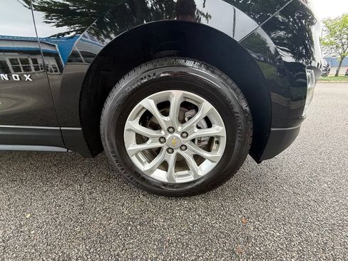 Used 2021 Chevrolet Equinox LS w/ LS Convenience Package AWD/4WD image 33