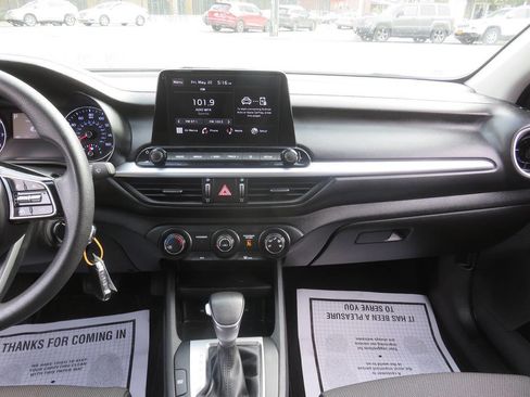 Used 2023 Kia Forte LXS w/ LXS Technology Package FWD image 20