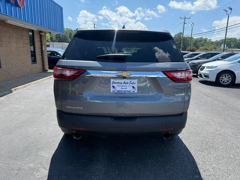 Used 2020 Chevrolet Traverse LS FWD image 6