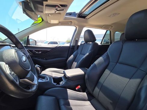 Used 2025 Subaru Outback Limited AWD/4WD image 21