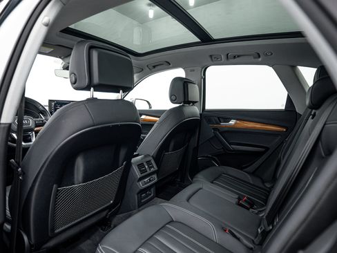 Certified 2023 Audi Q5 2.0T Premium w/ Convenience Package AWD/4WD image 20