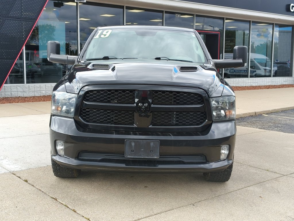 Used 2019 RAM 1500 Express w/ Wheel & Sound Group AWD/4WD image 13