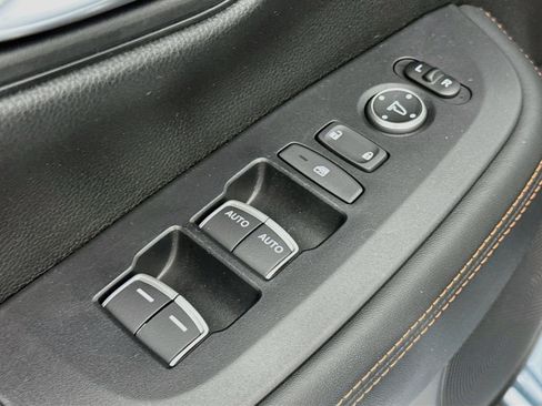 Used 2024 Honda HR-V Sport image 17