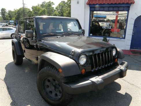 Used 2008 Jeep Wrangler Unlimited X image 6