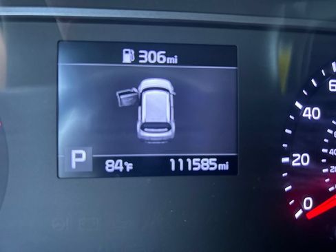 Used 2020 Kia Soul GT-Line FWD image 16
