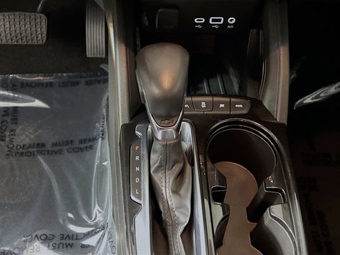 Used 2021 Chevrolet TrailBlazer ACTIV w/ Convenience Package image 24