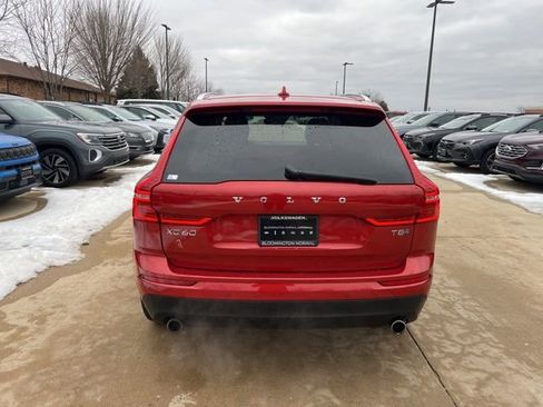 Used 2020 Volvo XC60 T8 Momentum image 5