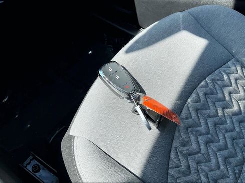 Certified 2024 Chevrolet Equinox LS FWD image 11