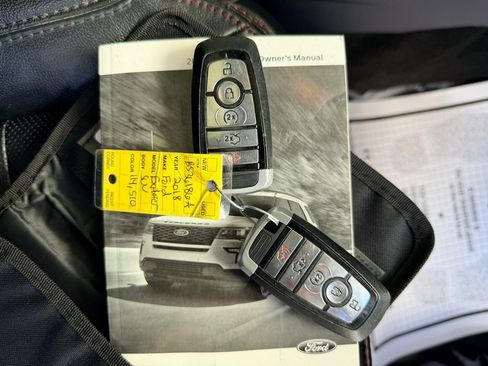 Used 2018 Ford Explorer Sport image 25