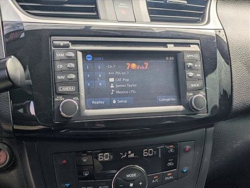 Used 2018 Nissan Sentra SV w/ Premium Package (P01) FWD image 12
