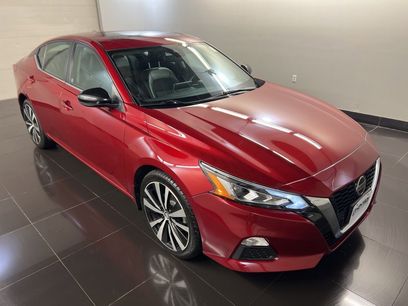 Used 2021 Nissan Altima 2.5 SR w/ SR Premium Package