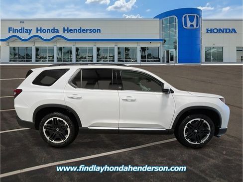 New 2026 Honda Pilot Touring image 8