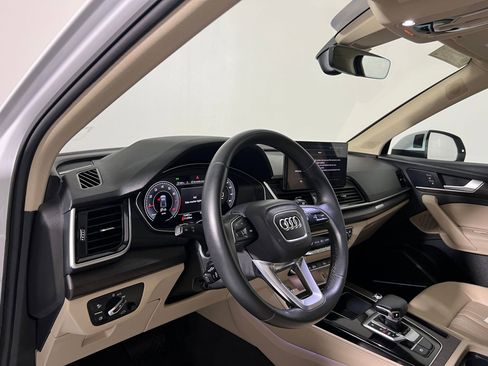 Used 2023 Audi Q5 2.0T Premium Plus image 4