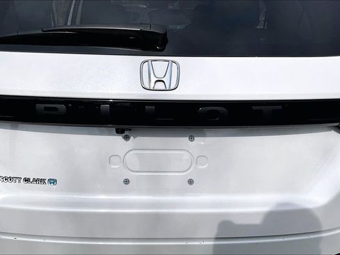 Used 2024 Honda Pilot EX-L image 25