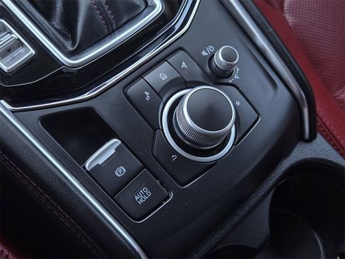 Certified 2023 MAZDA CX-5 Carbon Edition image 21