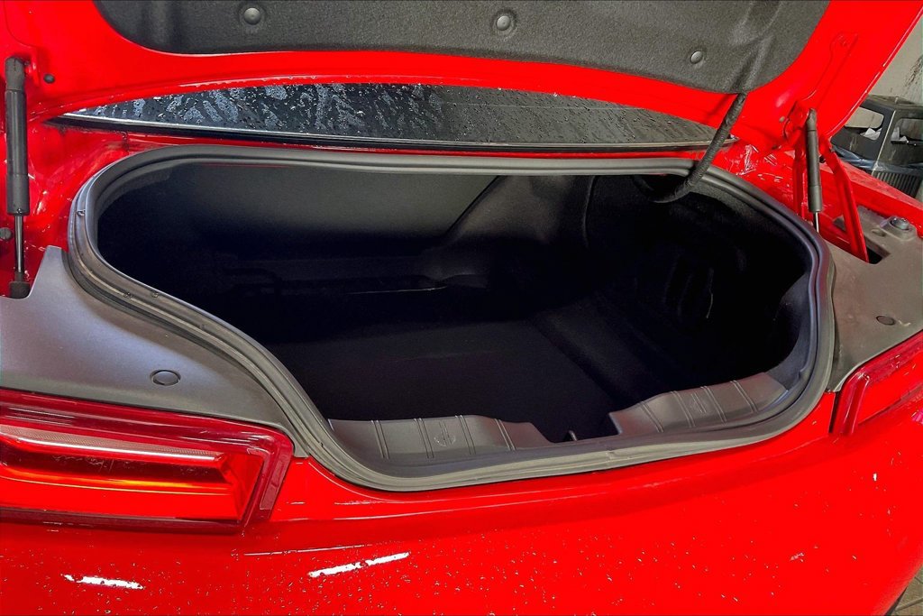 Used 2018 Chevrolet Camaro LT RWD image 18