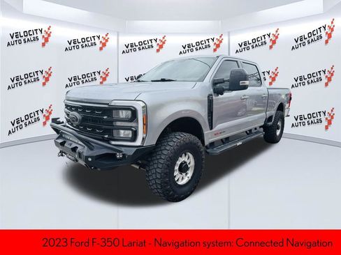 Used 2023 Ford F350 Lariat w/ Black Appearance Package AWD/4WD image 8