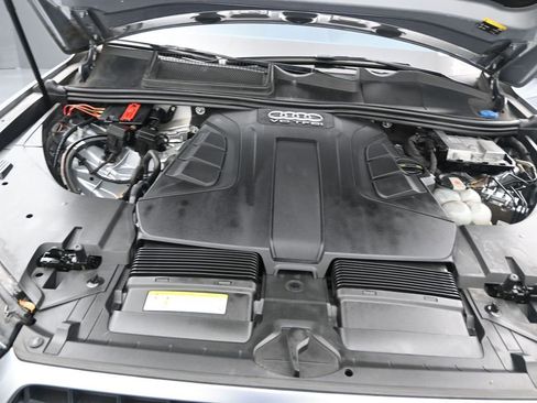 Used 2018 Audi Q7 3.0T Premium Plus w/ Premium Plus Package image 10