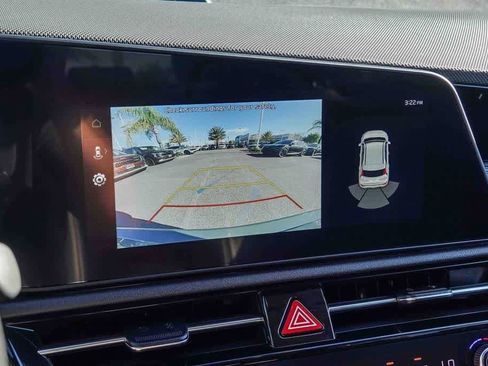 Certified 2023 Kia Niro EX image 22